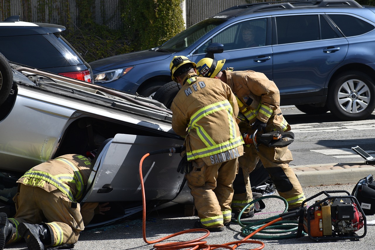 accident car rescue 4860938