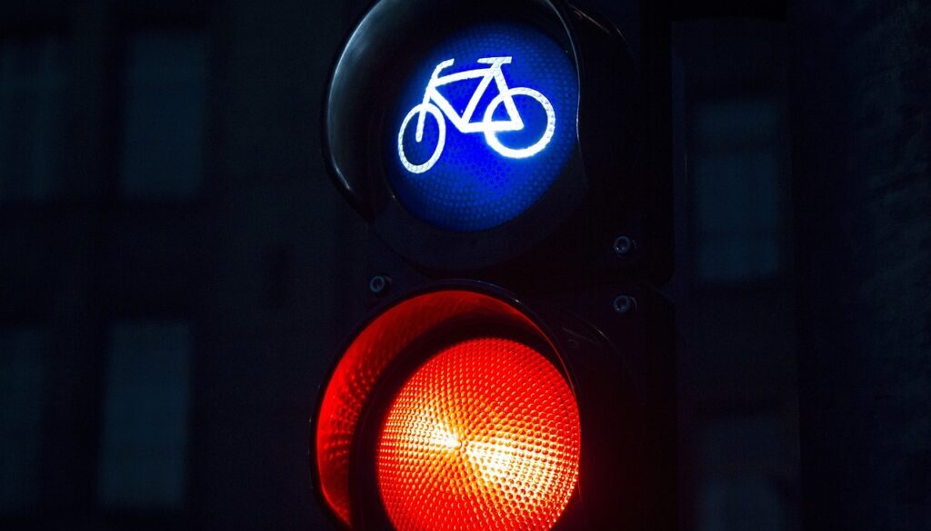 bicycle traffic light red 2367705